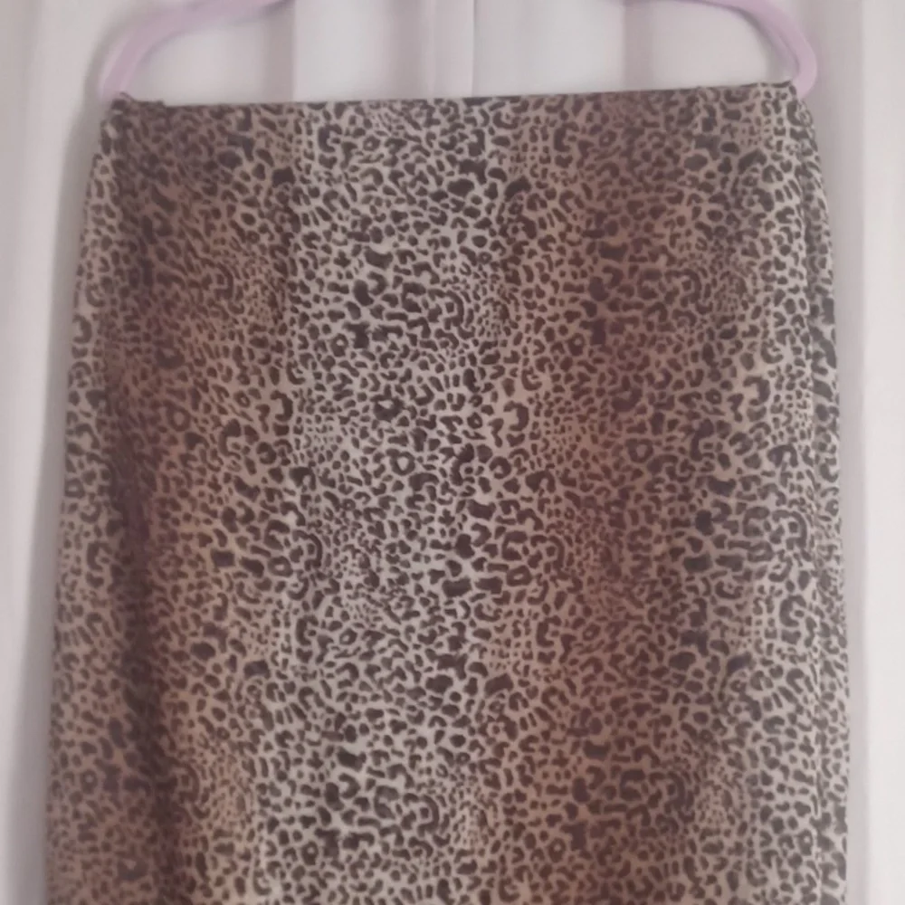 Large Animal Print Scarf Shawl Polyester Semi-Sheer 42×68
